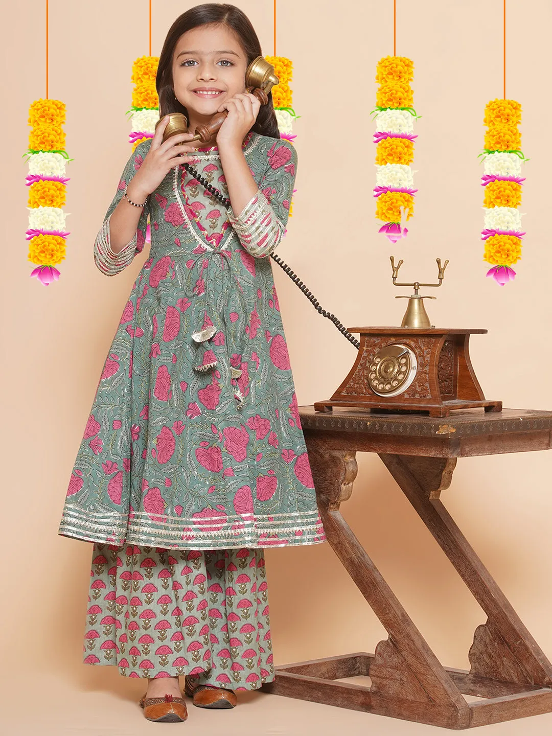 Girls Green Printed Round neck Kurta with Sharara