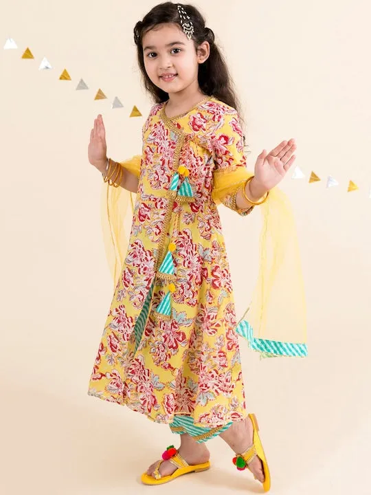 Girls Yellow Floral Printed Angrakha Pure Cotton Kurta With Trousers With Dupatta