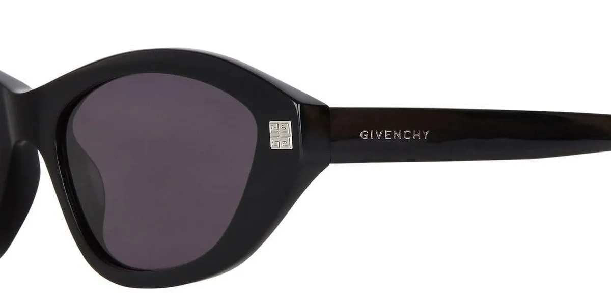 Givenchy® BR007AR048