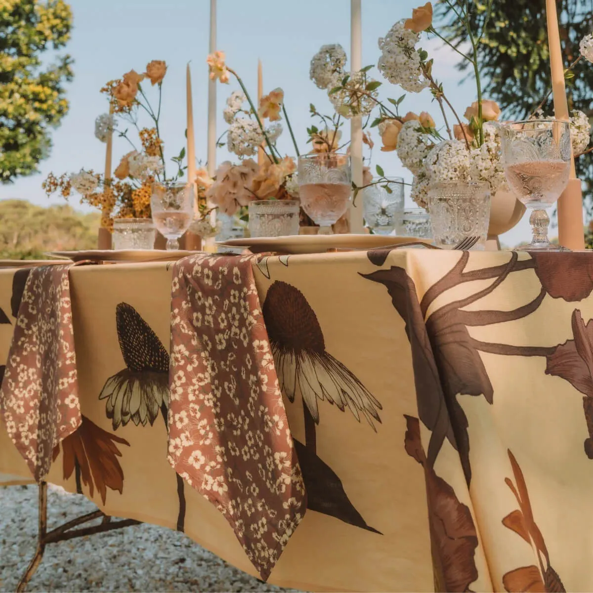 Glades Chamomile tablecloth