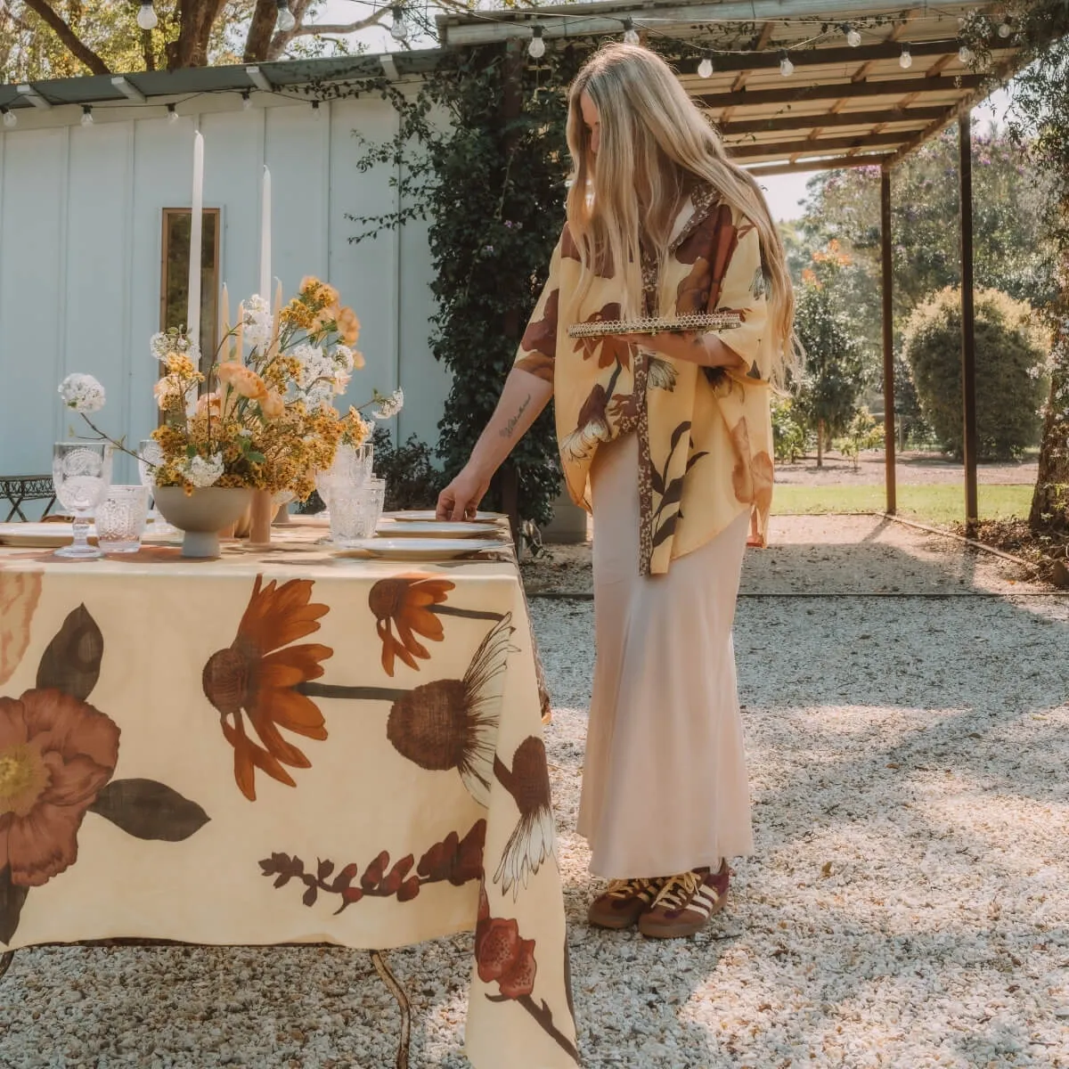 Glades Chamomile tablecloth