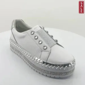 Gladys white sneaker