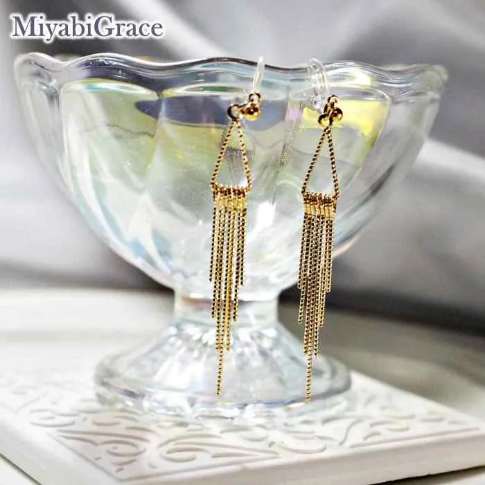 Glamorous Gradated Fringe Bar Invisible Clip-On Earrings | Luxe and Lightweight