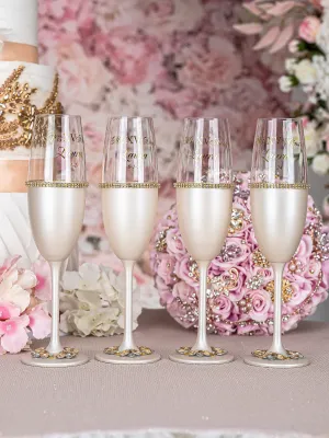 Gold 4 quinceanera champagne glasses (simple design)