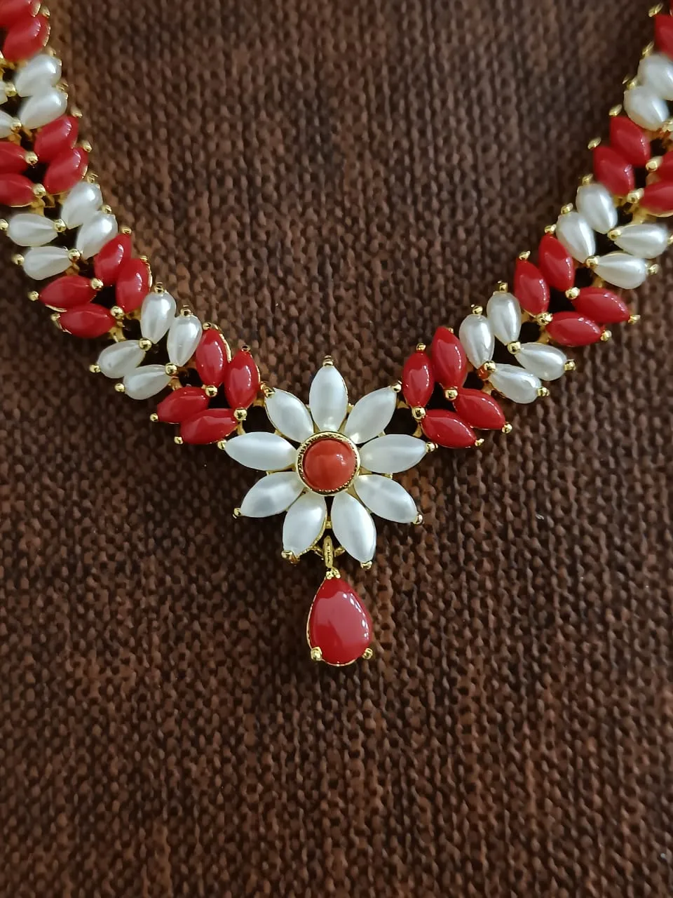 Gold-plated Pearl(Coral) Necklace Set