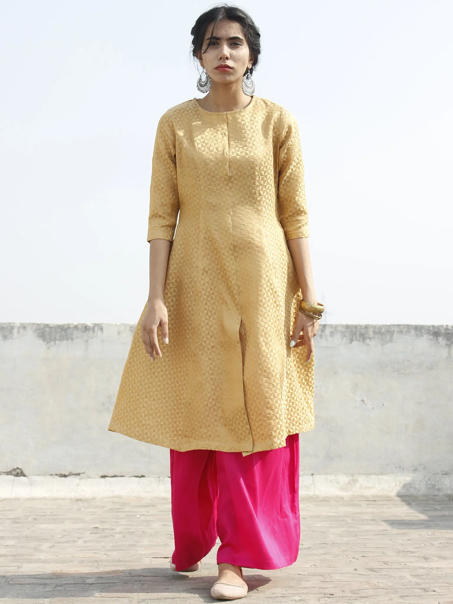 Golden Brocade Princess Line Kurta With Front Slit - 126F001