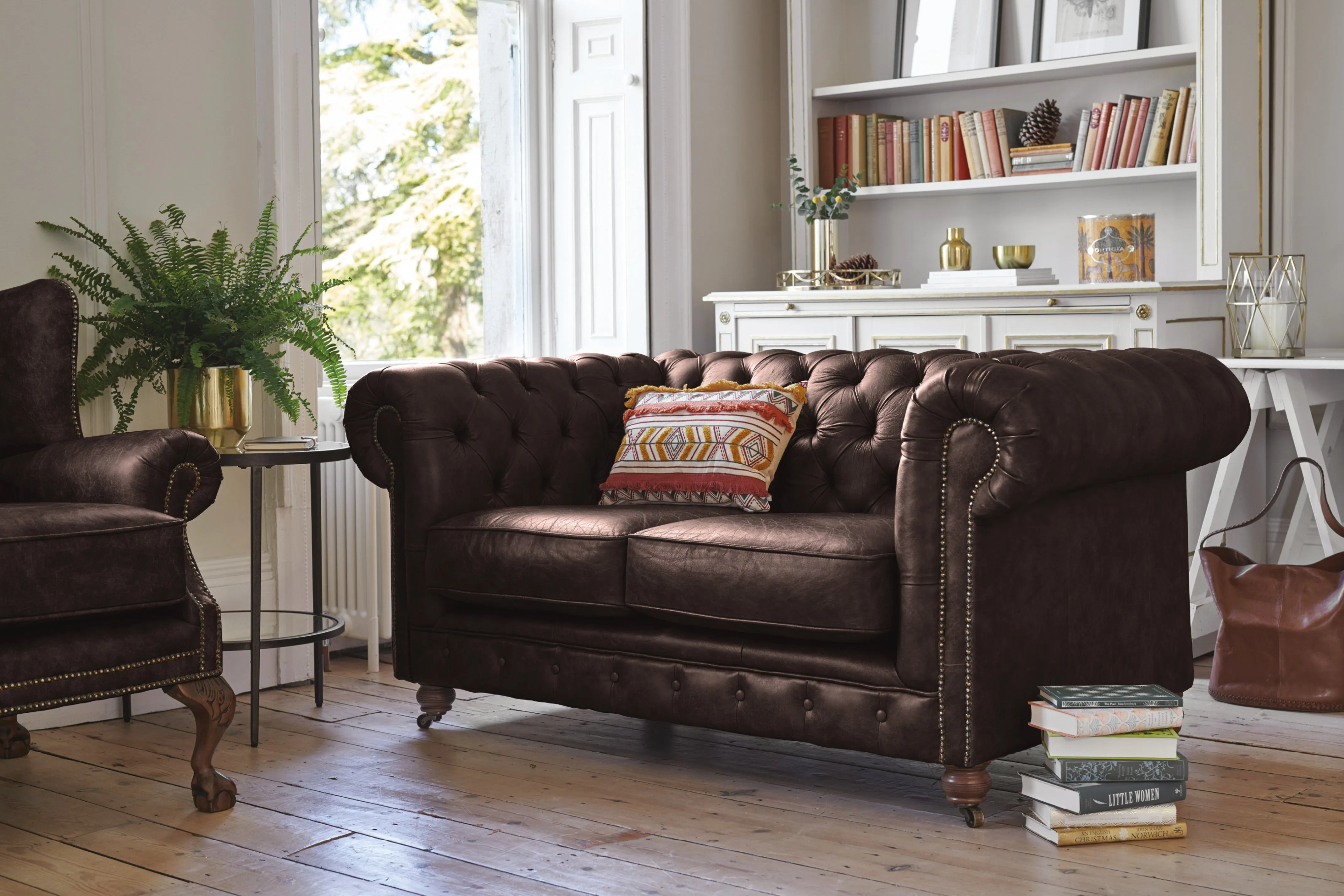 Grand Chesterfield | 2 Seater Sofa | Vintage Rosewood