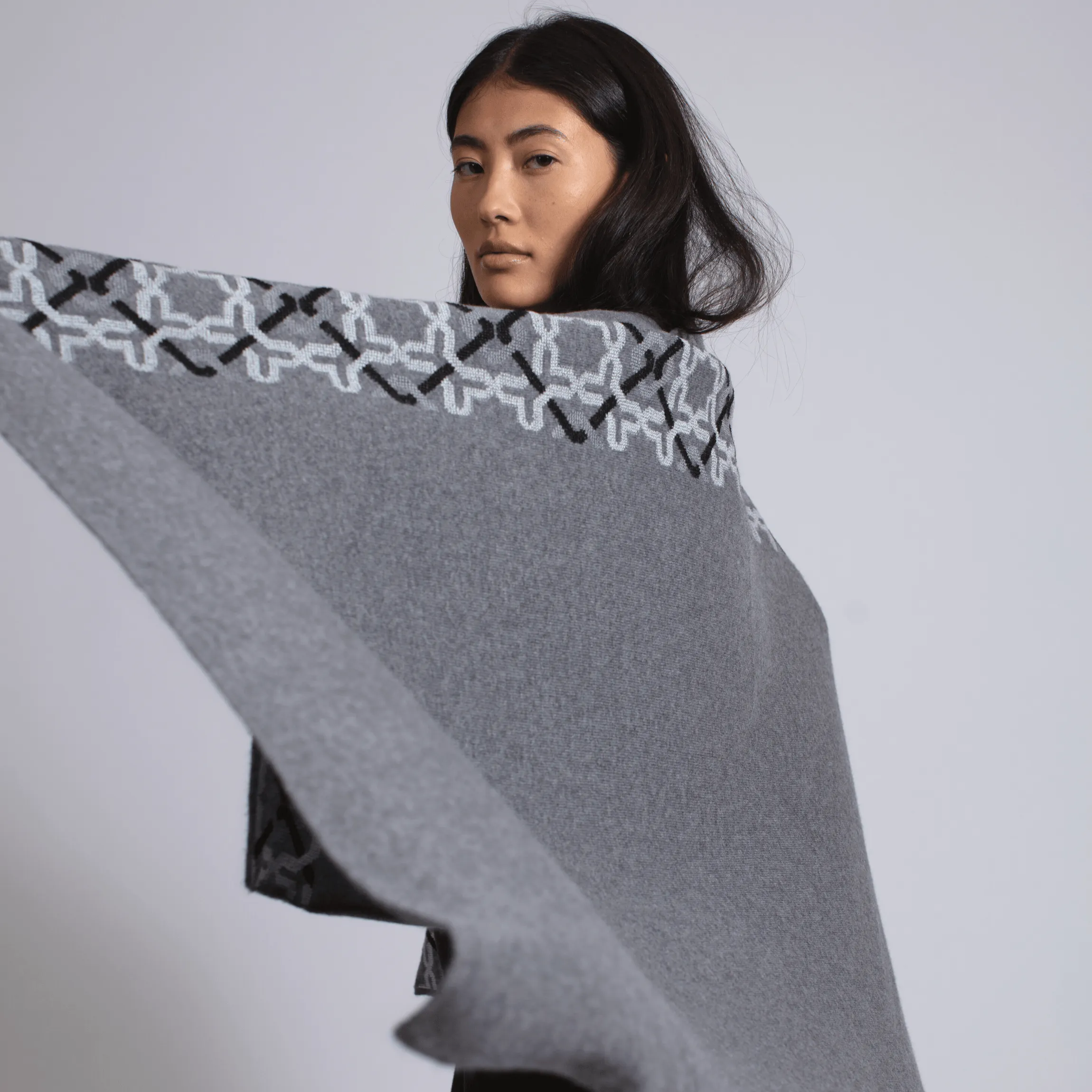 GRAY CASHMERE SHAWL