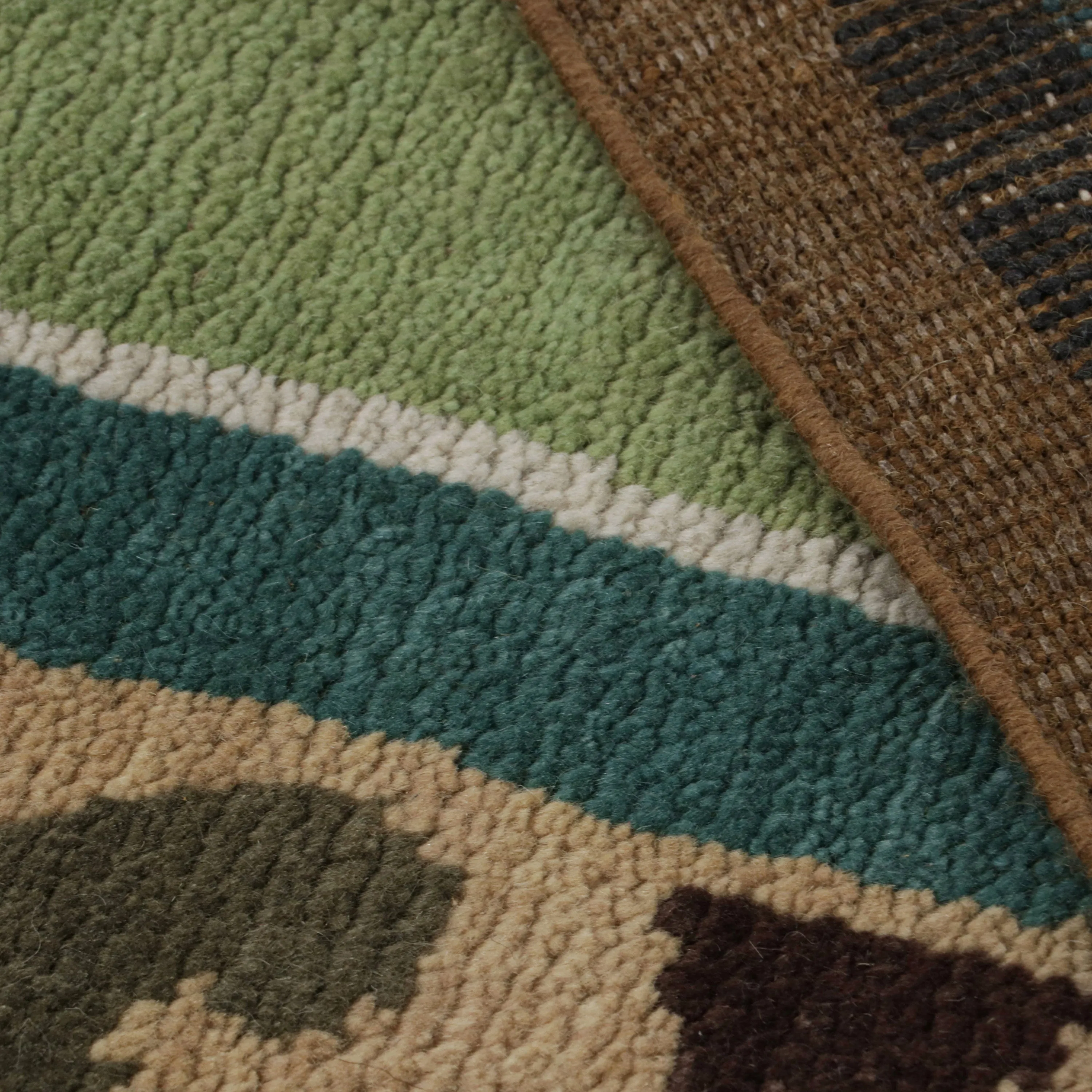 Green   Brown Traditional Wool Rug - 8' x 8'5"