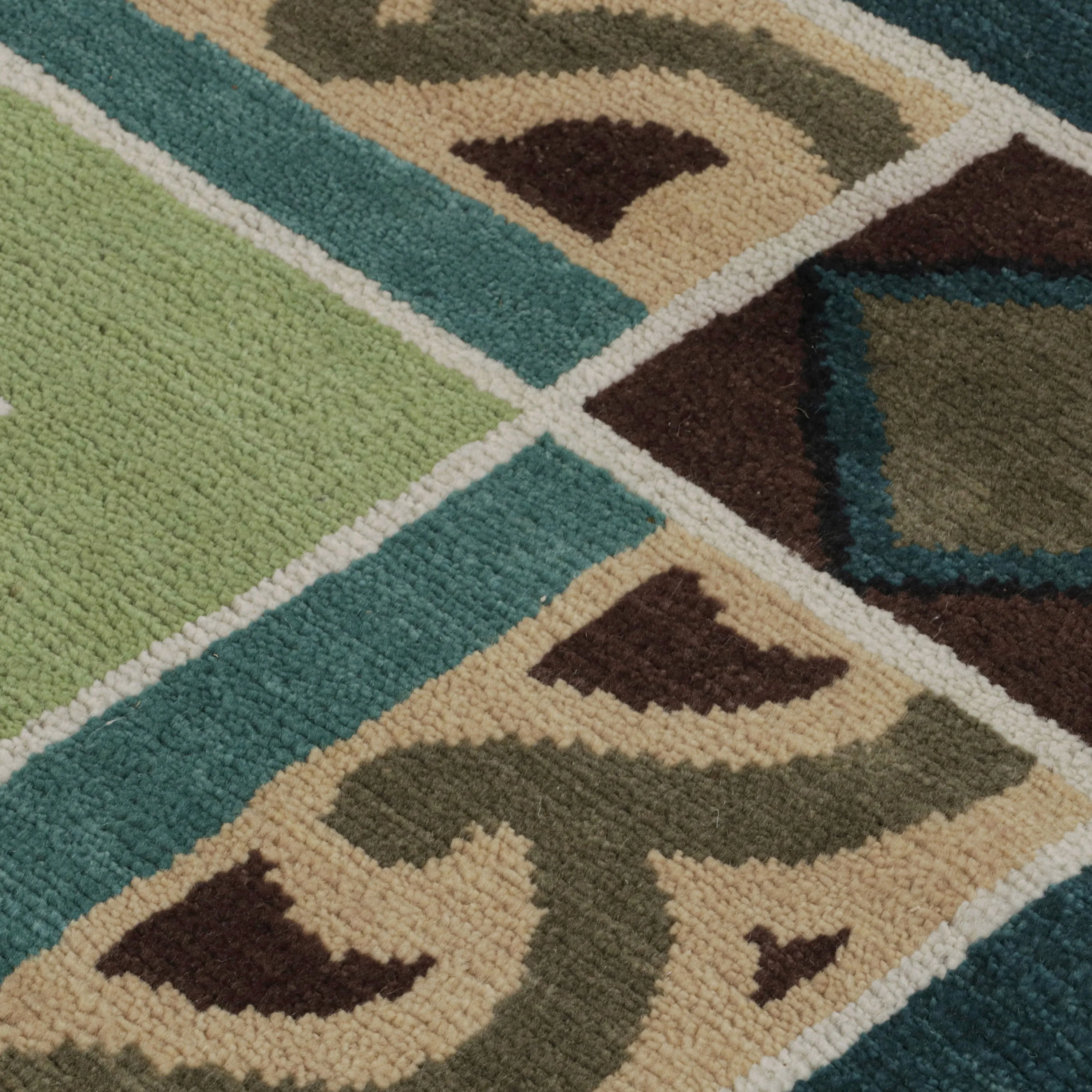 Green   Brown Traditional Wool Rug - 8' x 8'5"