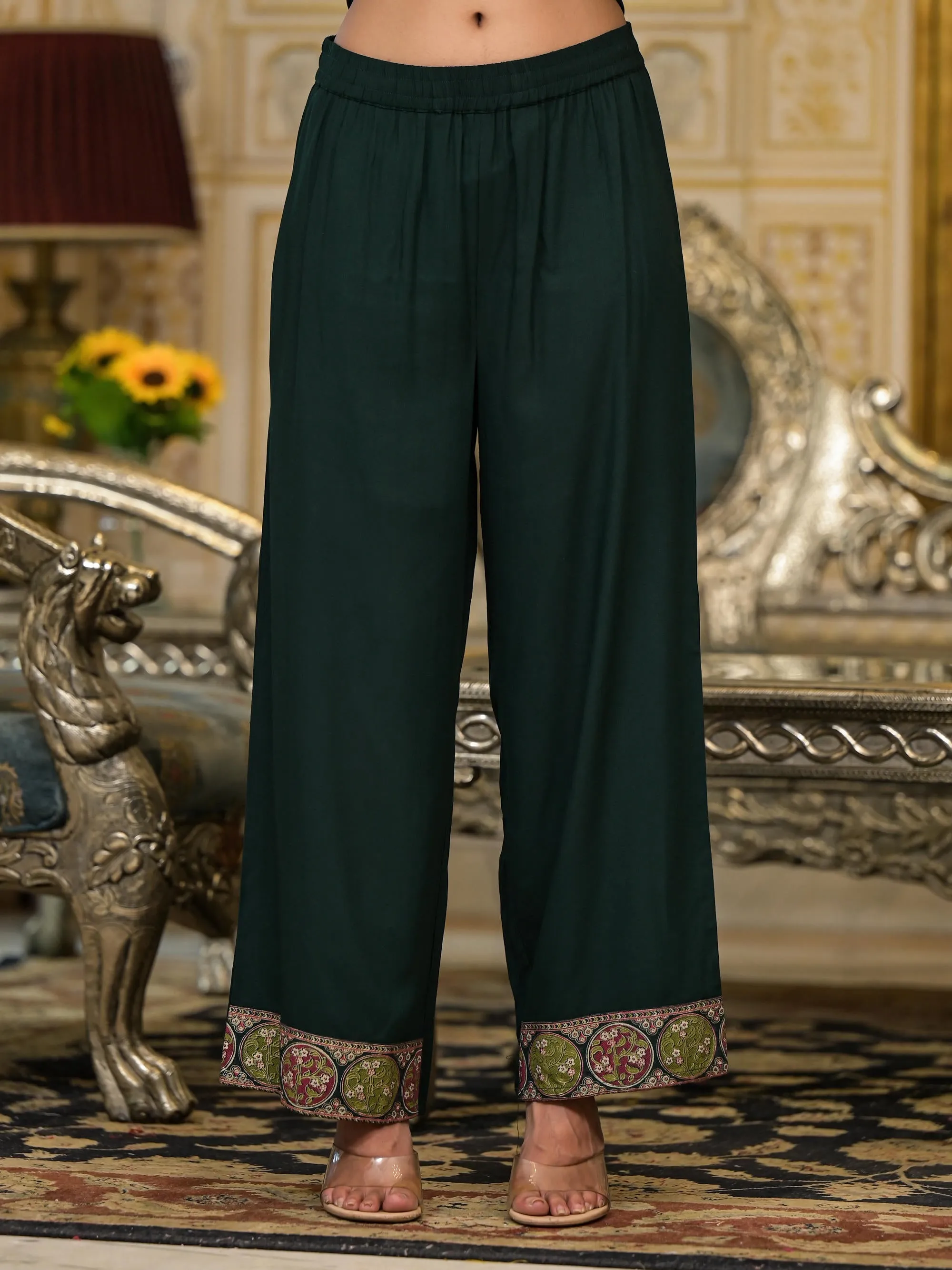 Green Floral Printed Rayon Kurta Pant With Dupatta Set With Thread Work & Tassels