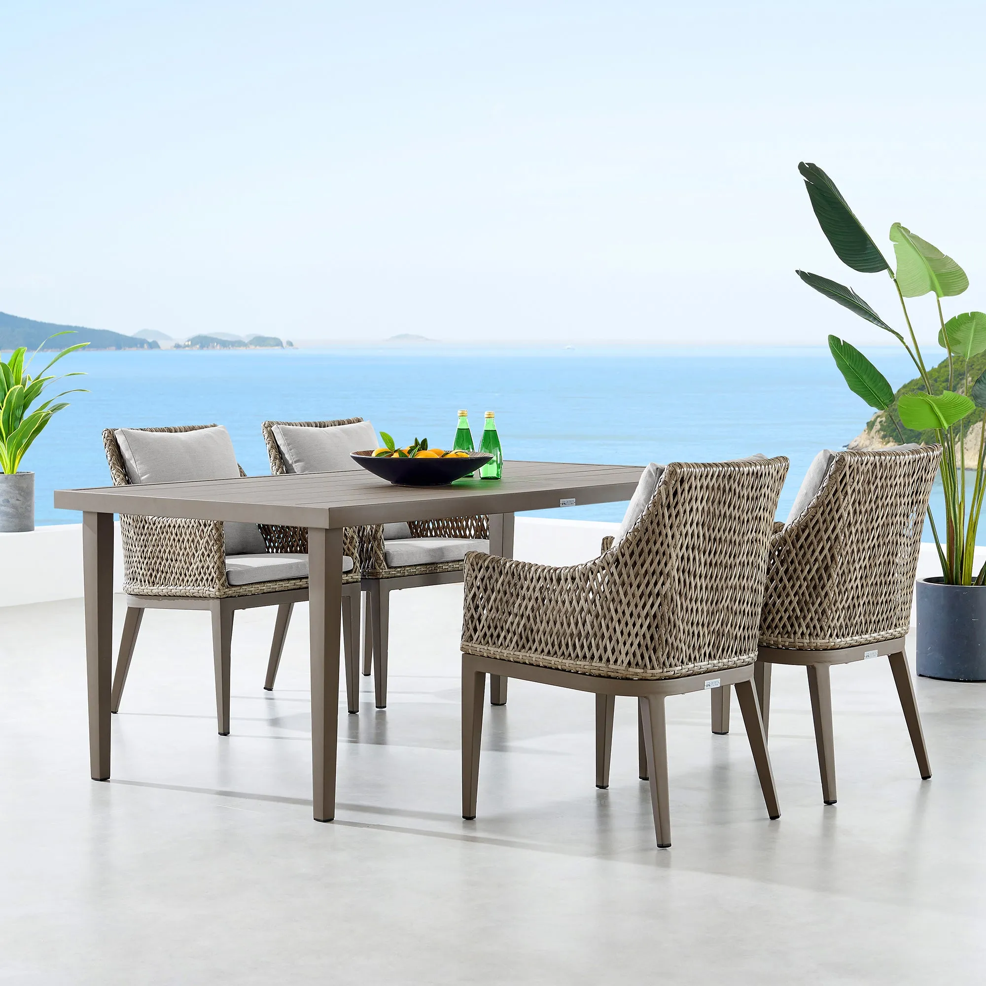 Grenada Outdoor Dining Set