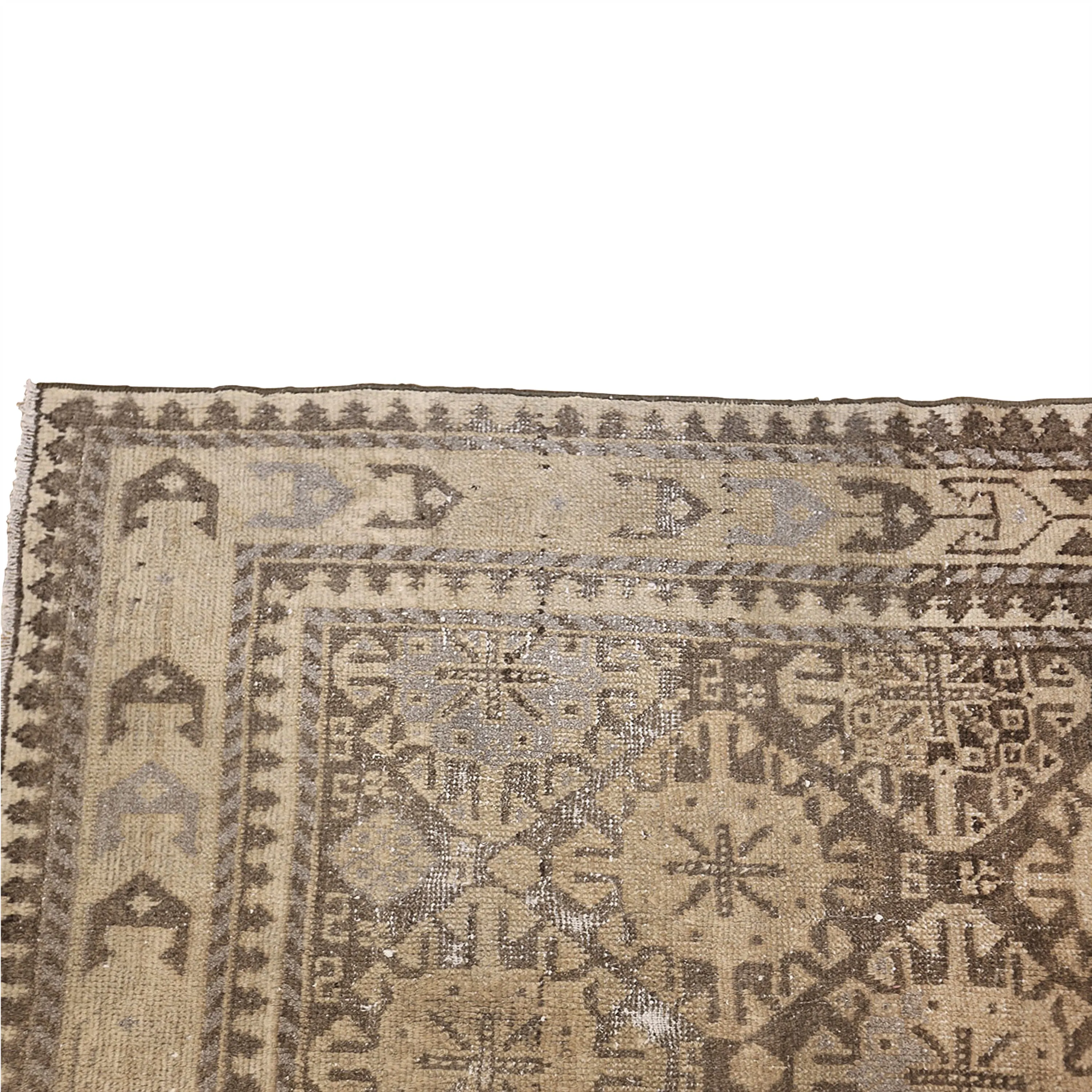 Grey Antique Traditional Khotan Rug - 6'6" x 9'