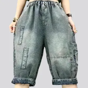 Grey-cast jean shorts
 for women