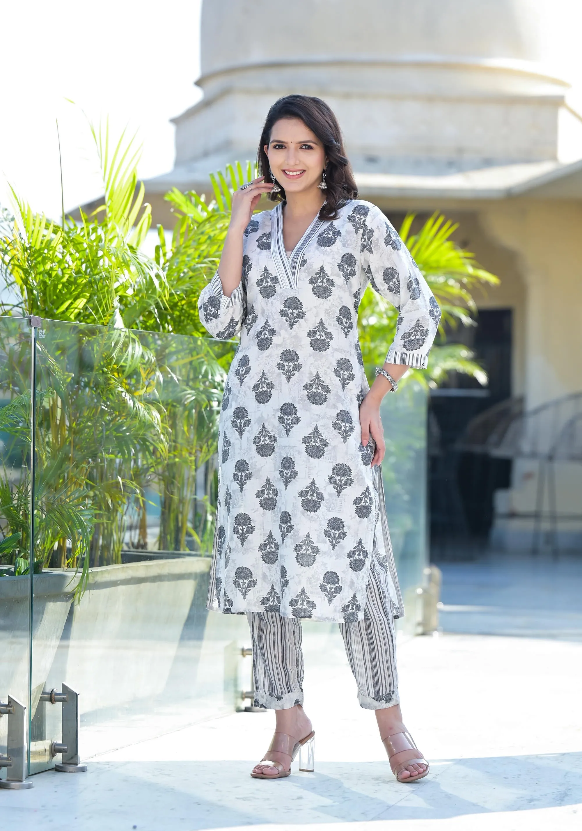 Grey Floral Printed Cotton Kurta Pant & Dupatta Set