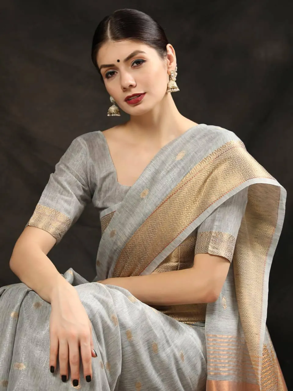 Grey Maheshwari Silk  Saree