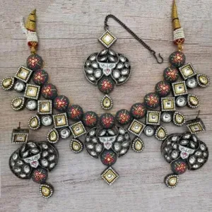 Grey Meena Ad Dual Tonned Necklace Set