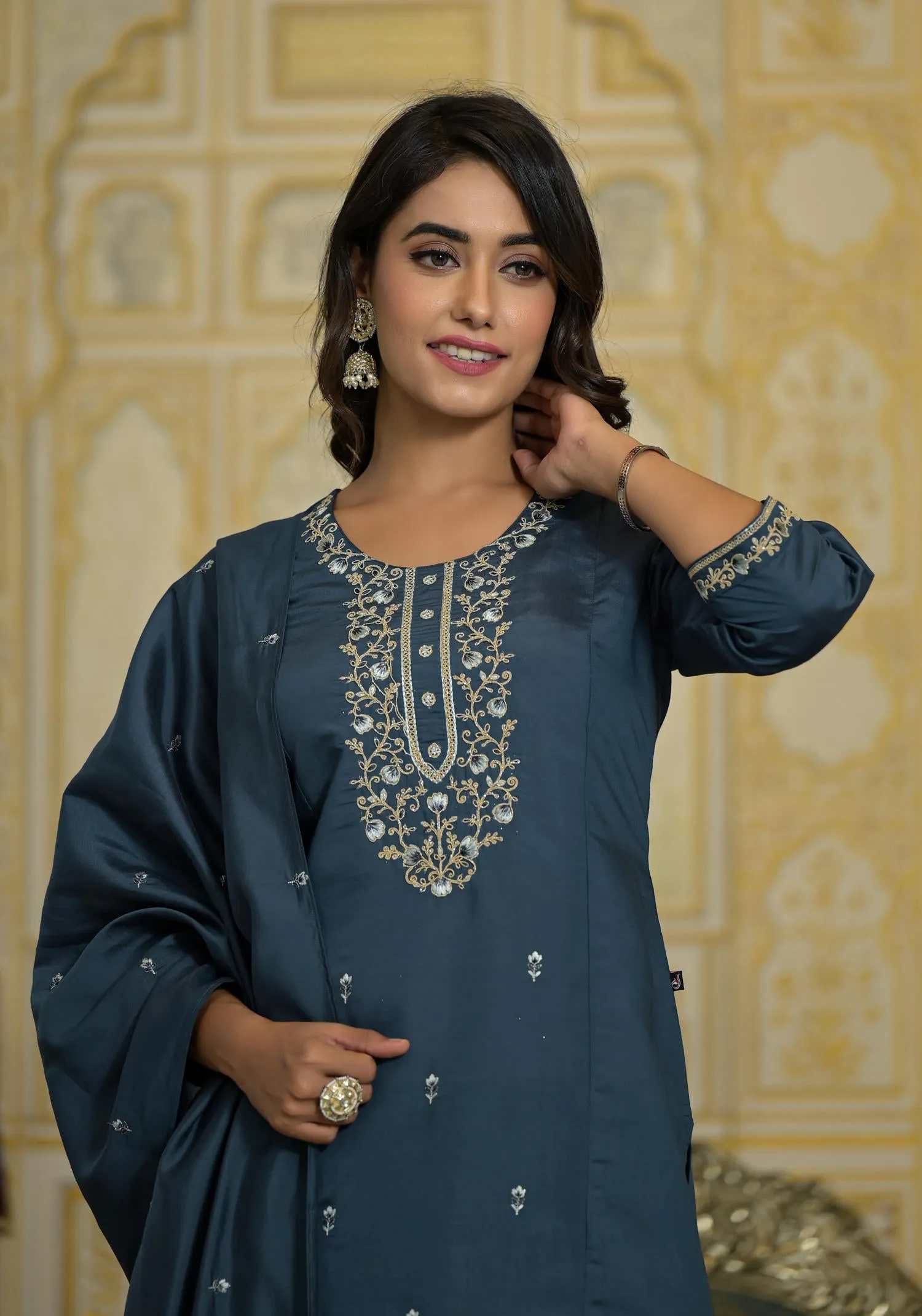 Grey Thread & Zari Embroidered Viscose Kurta Pant And Dupatta Set