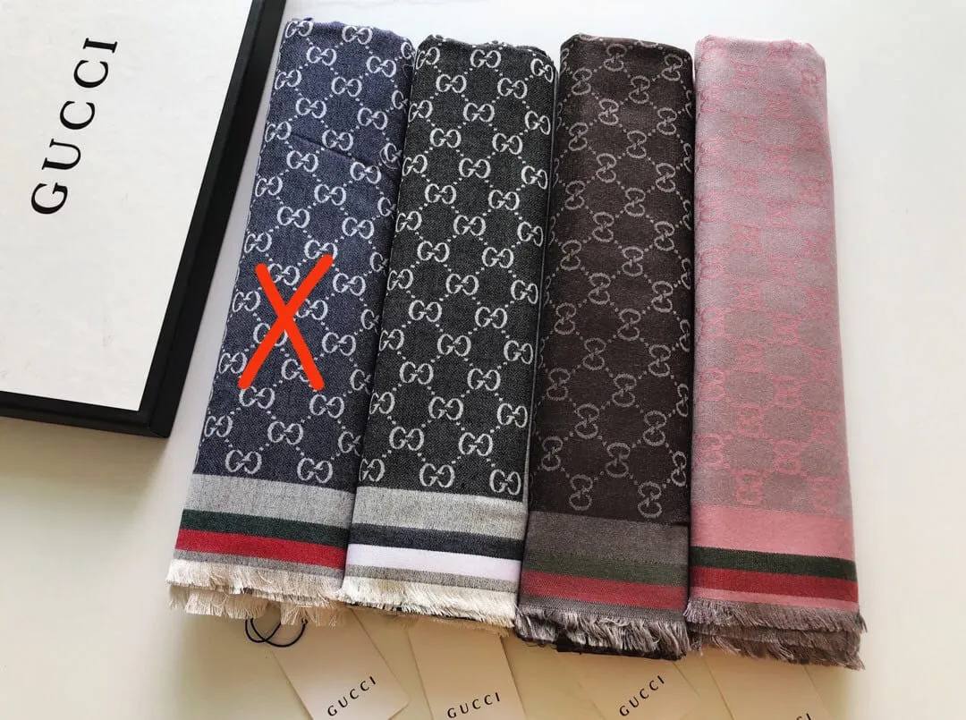 Gucci scarf with box