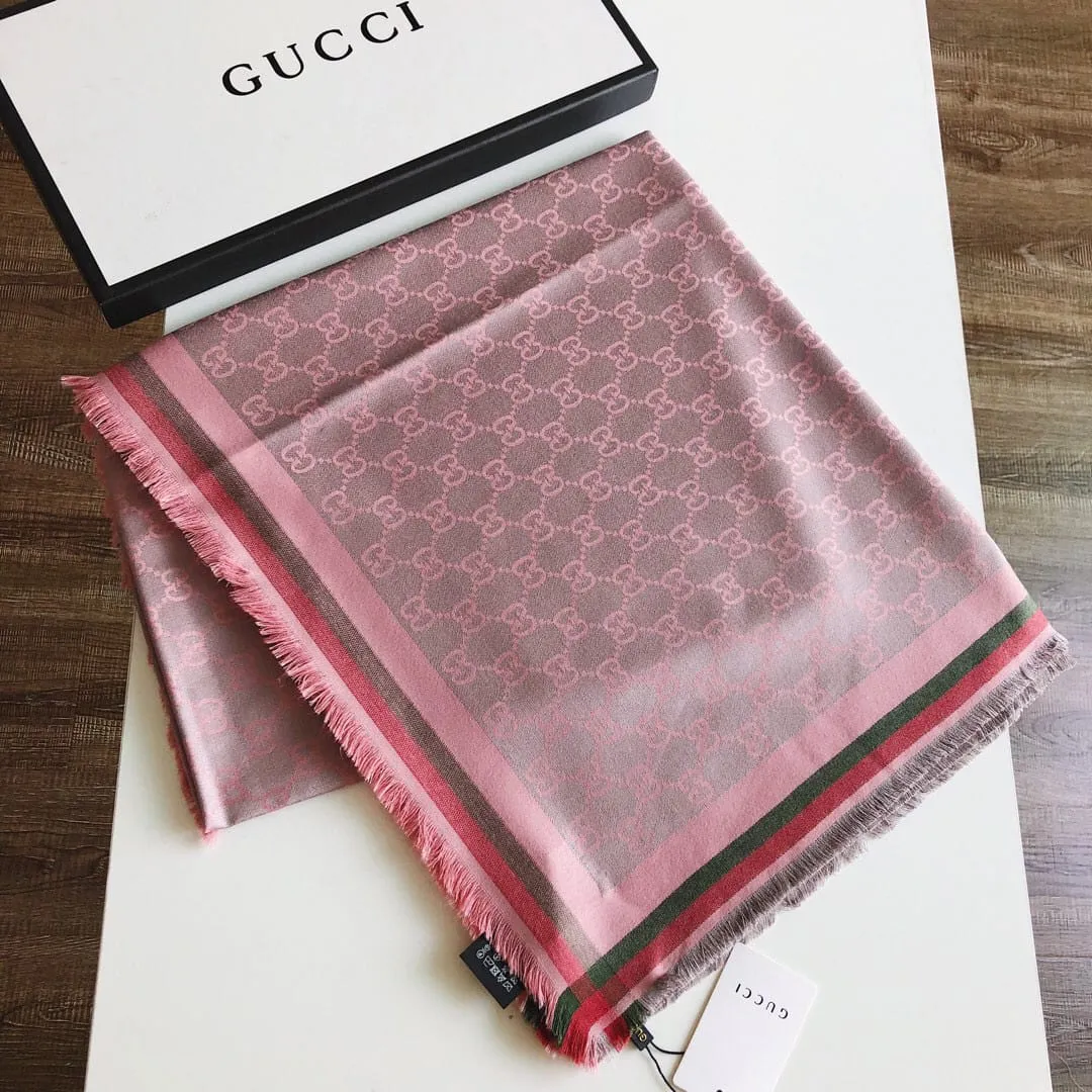 Gucci scarf with box