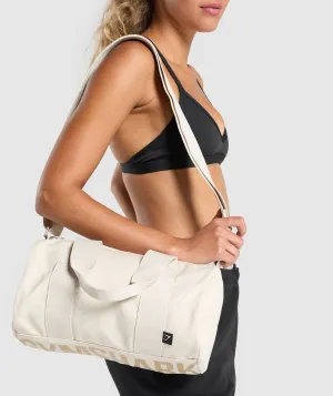 Gymshark Power Holdall Small - Ecru White/Vanilla Beige