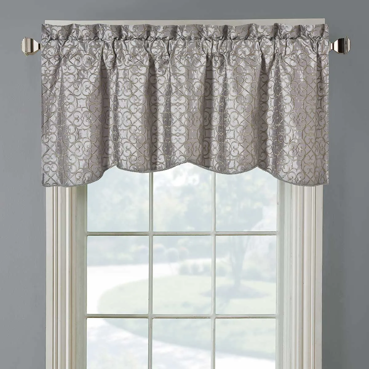 Halifax Scalloped Decorative Rope Embroidered Lined Valance 52"Wx19"L (Single)