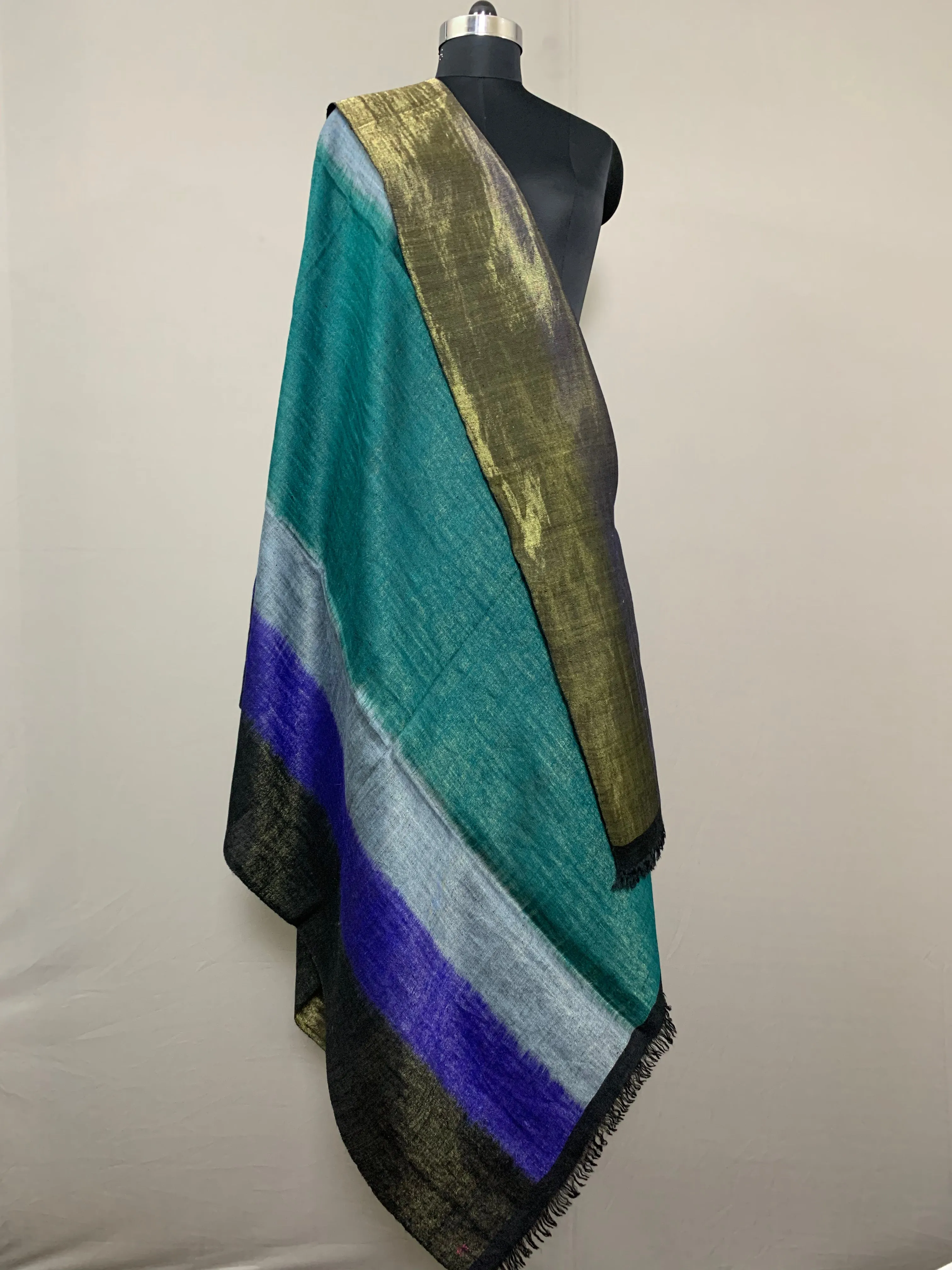 Haneen Metallic Reversible Cashmere Shawl