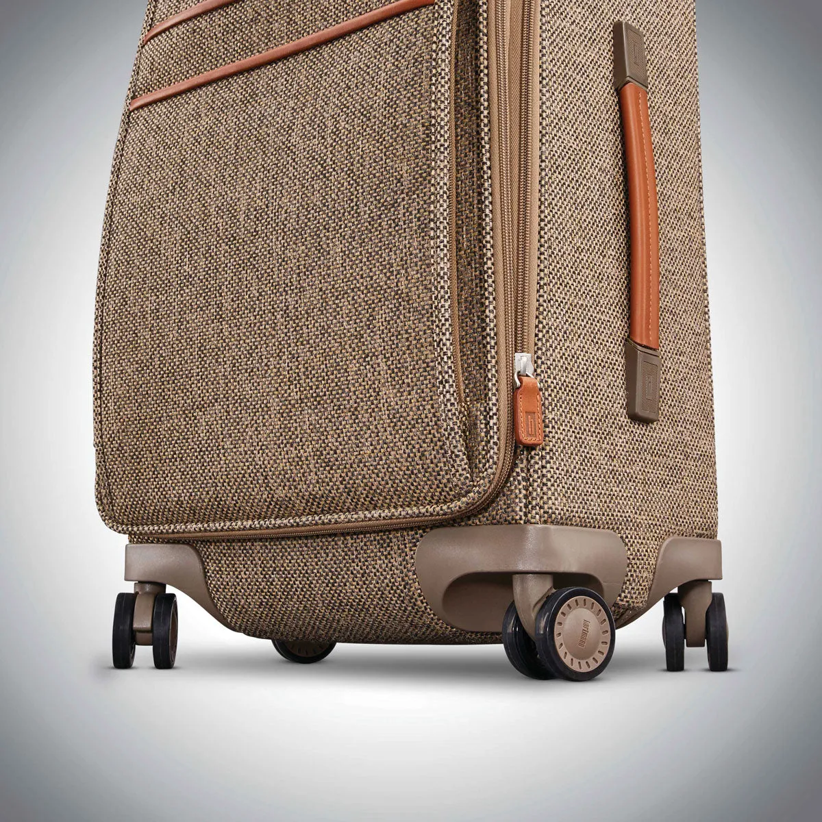 Hartmann Tweed Legend Domestic Carry On Exp Spinner