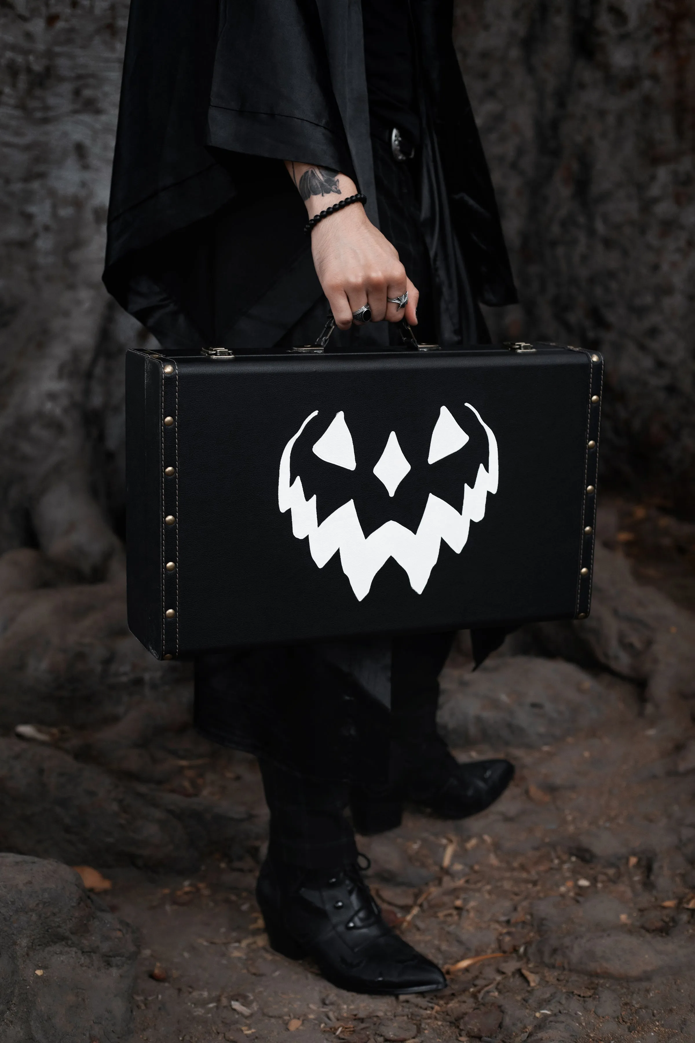 Haunted Hallows Trunk (Black)