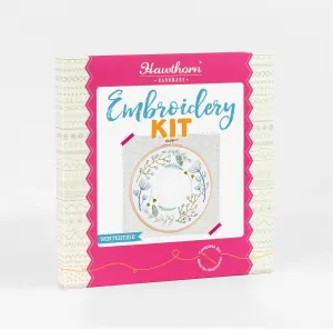 Hawthorn Handmade : Wintertide Embroidery Kit