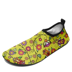 Heartbeat Petals Yellow Kid's Sockamoccs Slip On Shoes