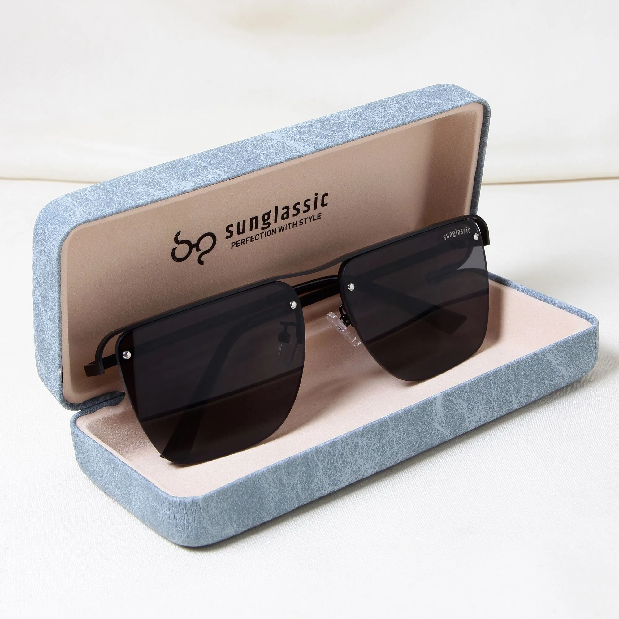 Heldish. Black Square Sunglasses