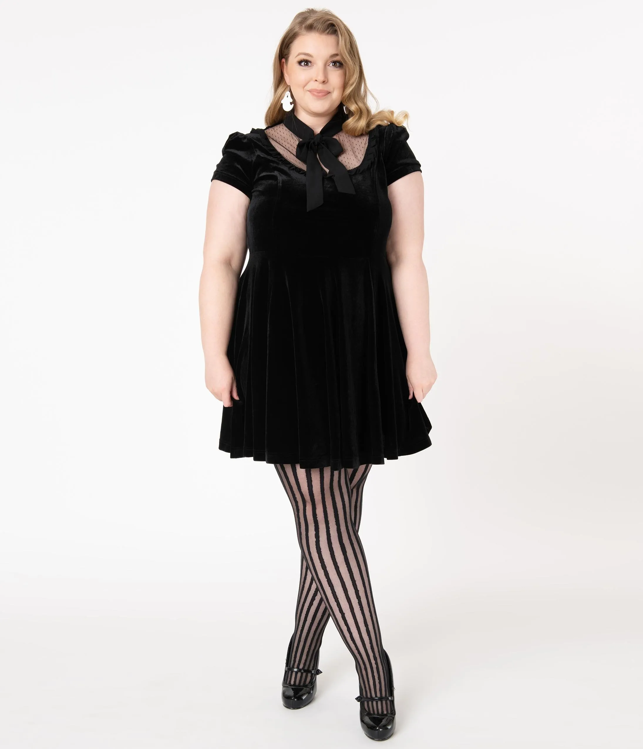 Hell Bunny Plus Size Black Velvet Nova Fit & Flare Dress