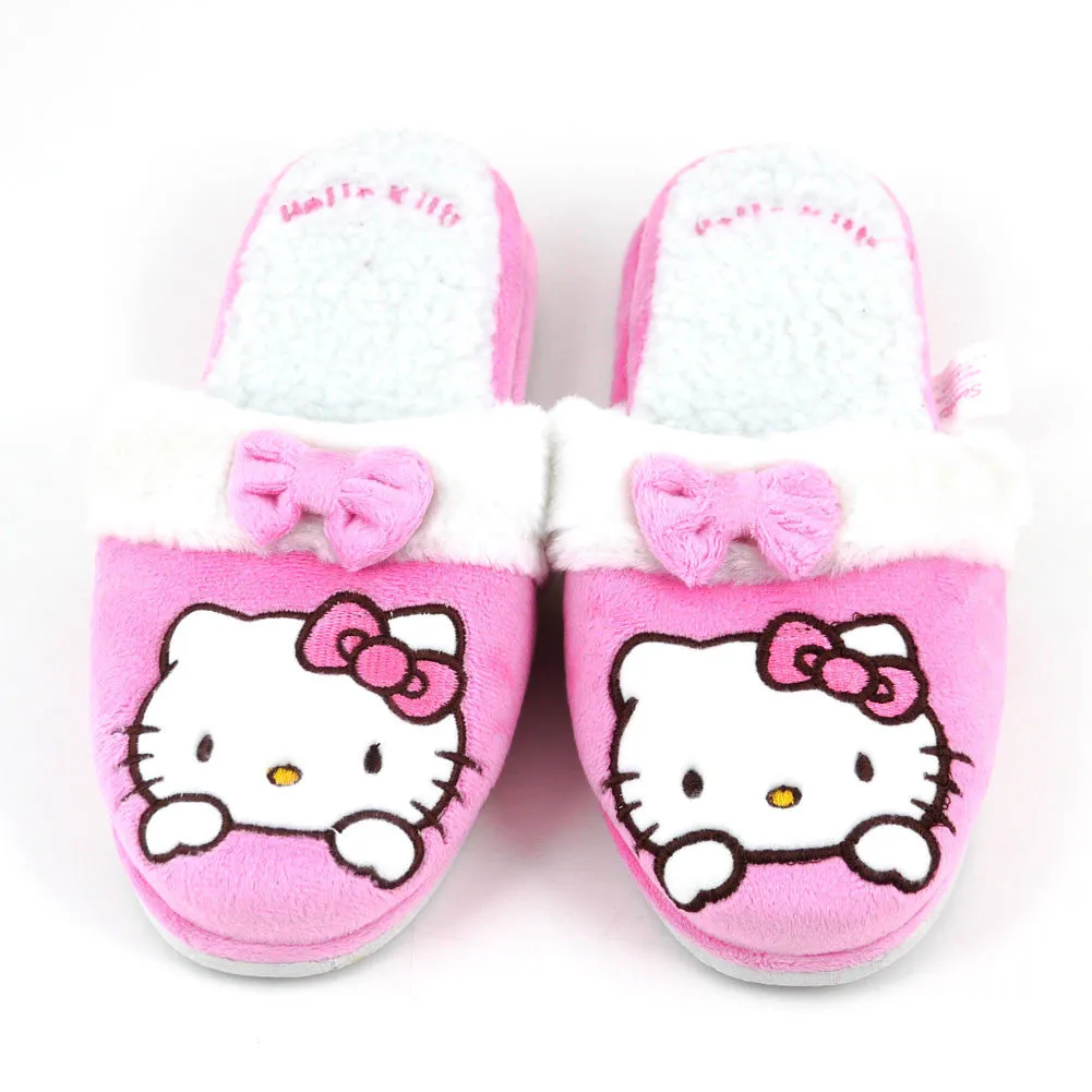 Hello Kitty Room Slipper: Pink Bow