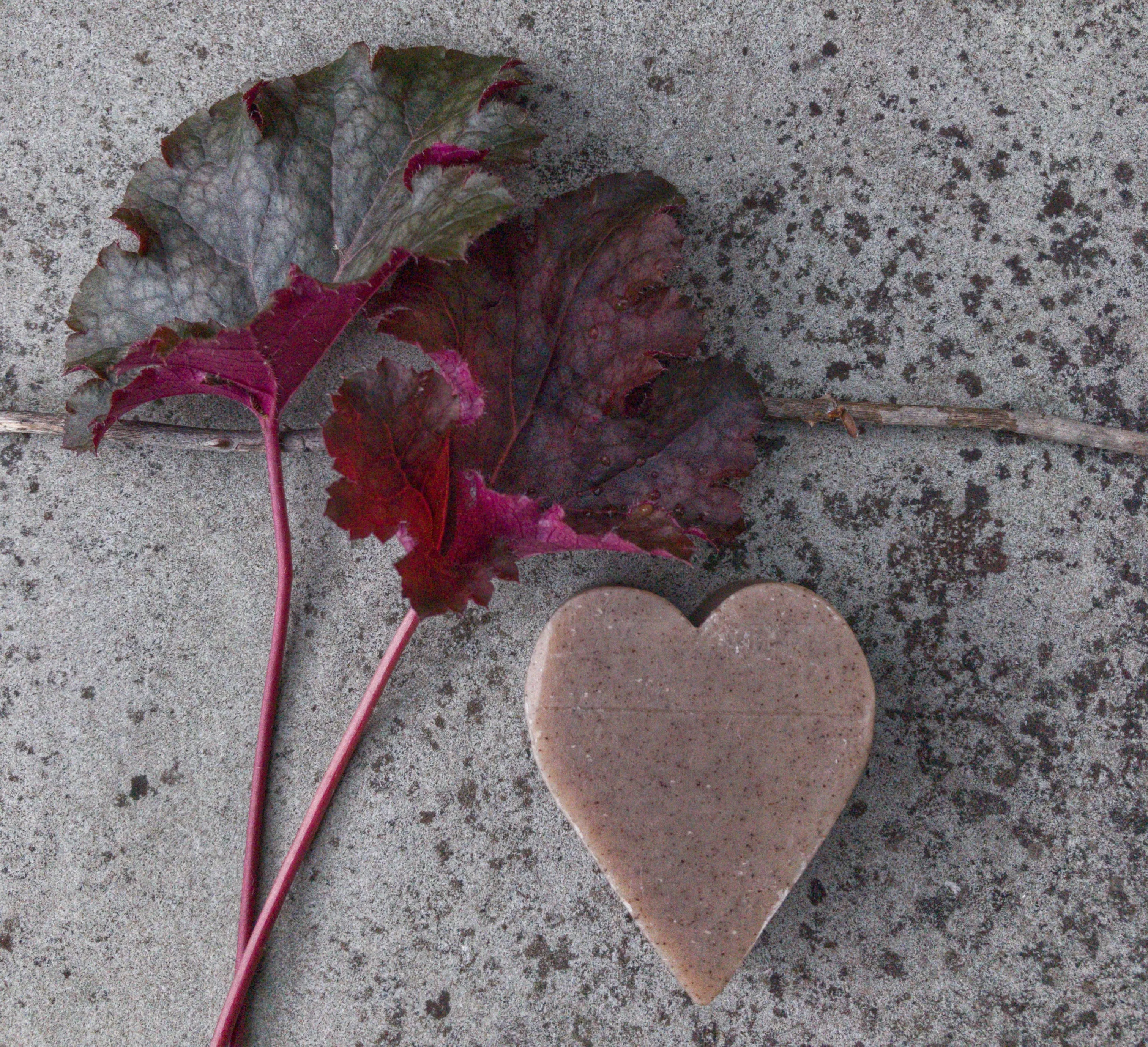 Heyland & Whittle Heart soap