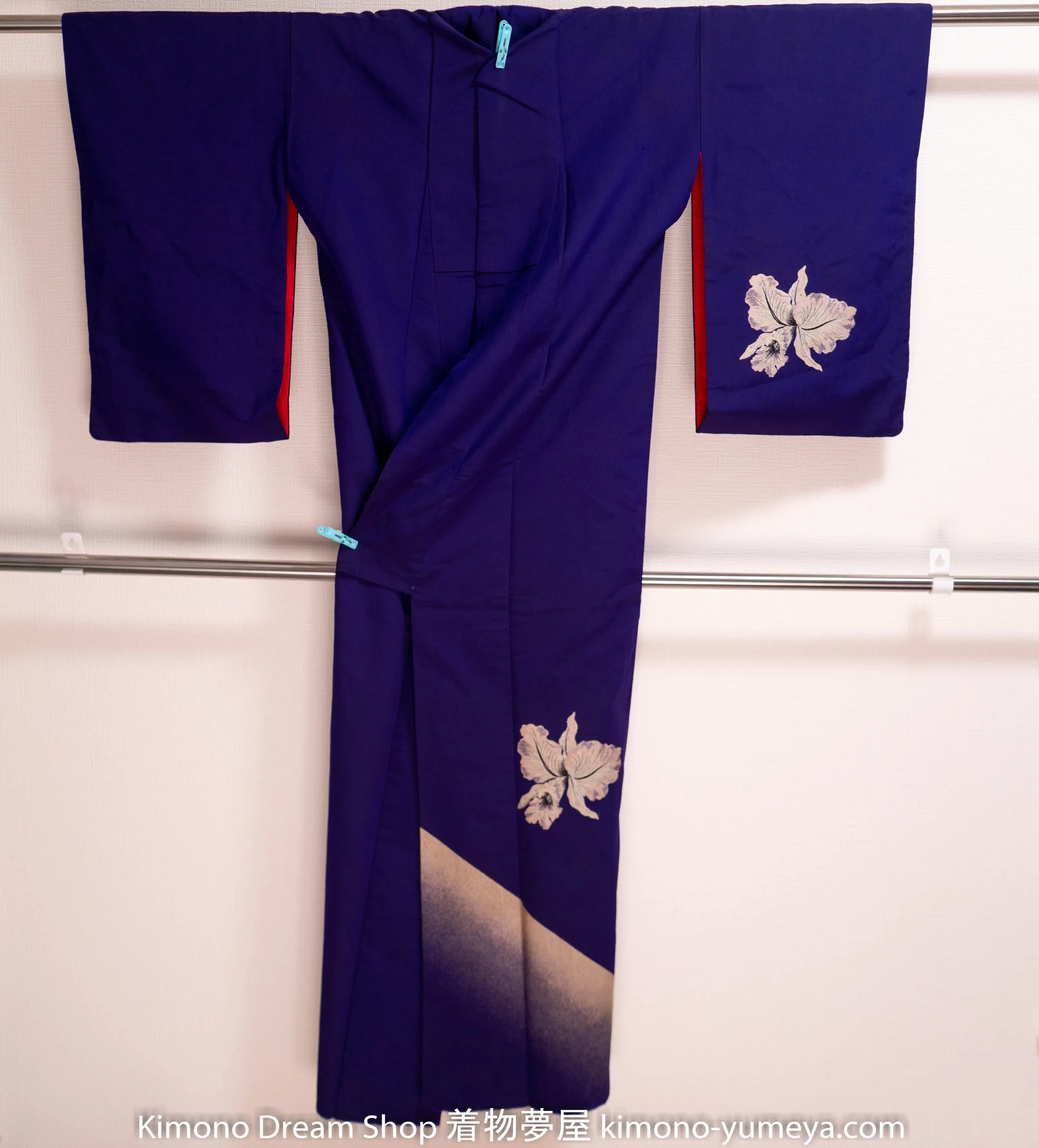 High Quality 1970s Retro Dark Purple Homongi - Rare Houmongi Wedding Kimono Peonies Elegant Design