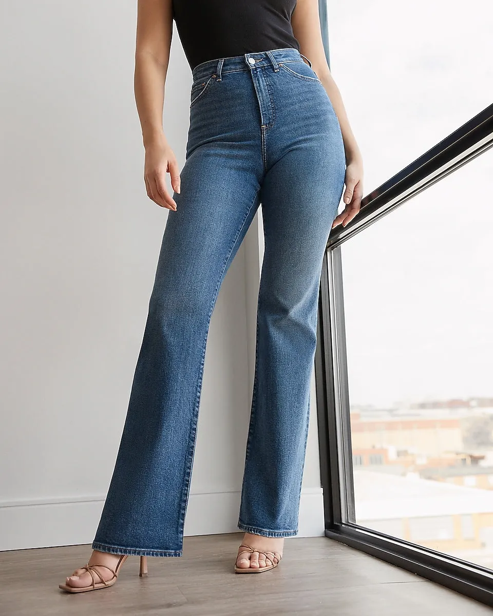 High Waisted Curvy Bootcut Jeans in Medium Wash