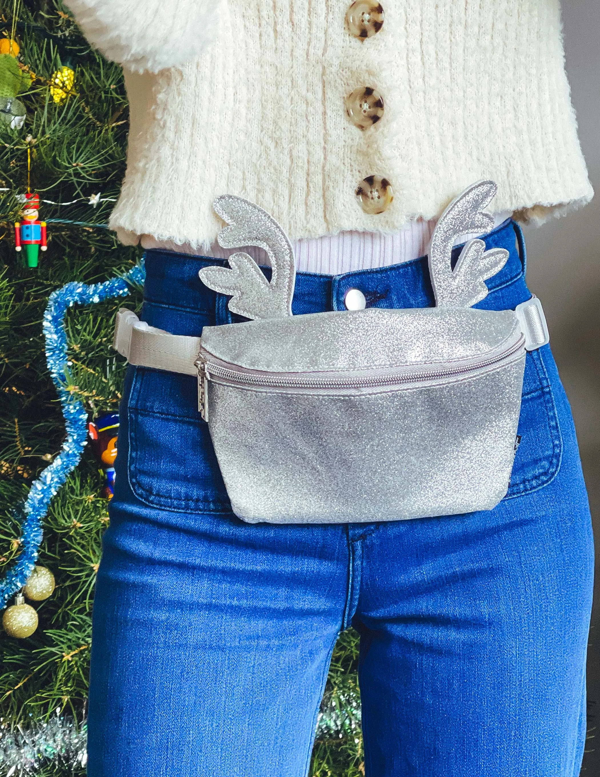 HOLO.DAZE Fanny Pack: Glitter Reindeer Silver