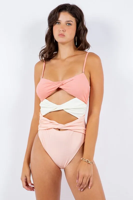 Hot Girl Color Block Twisted Cutout One Piece Swimsuit