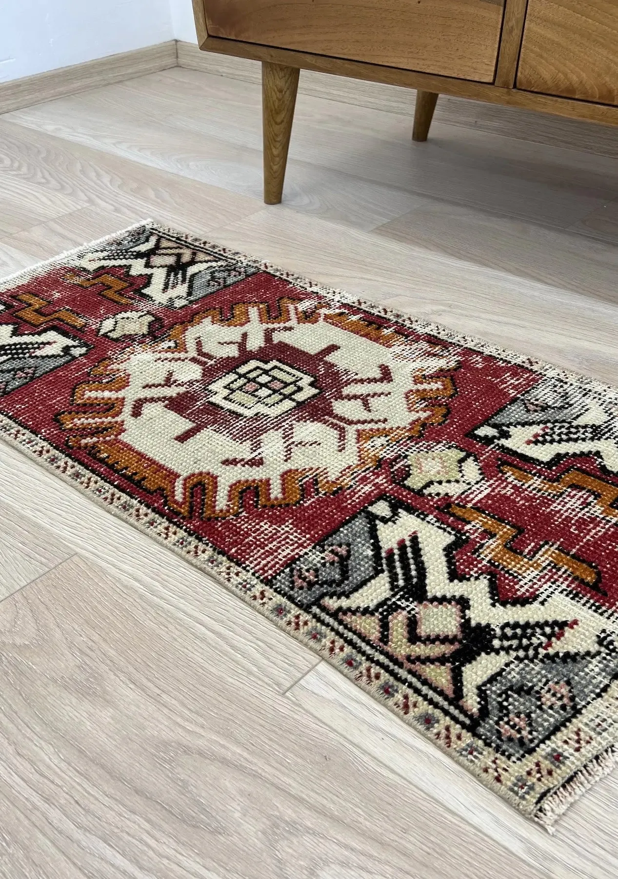 Hristina - Vintage Turkish Small Rug