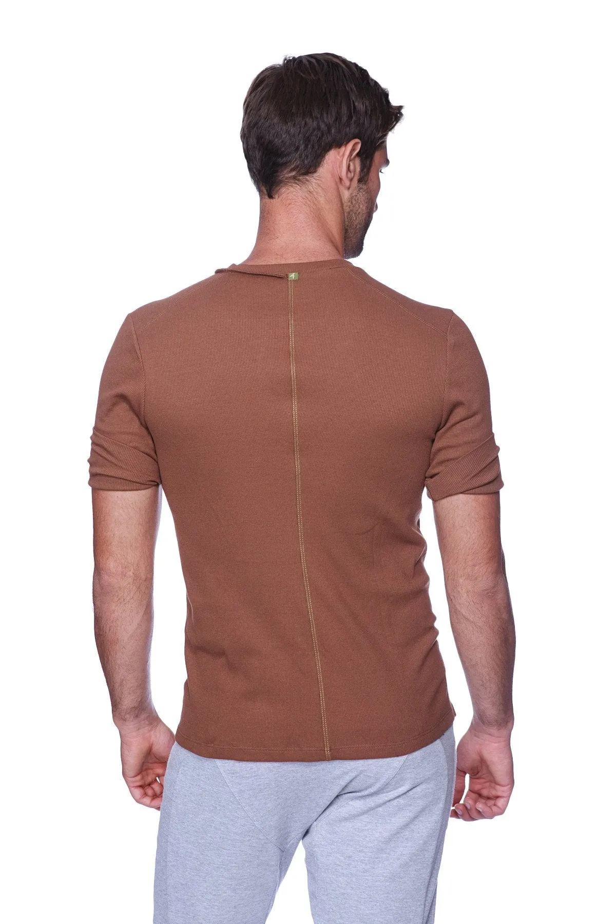 Hybrid V-Neck (Chocolate)