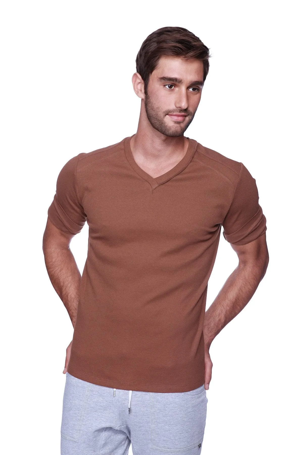 Hybrid V-Neck (Chocolate)