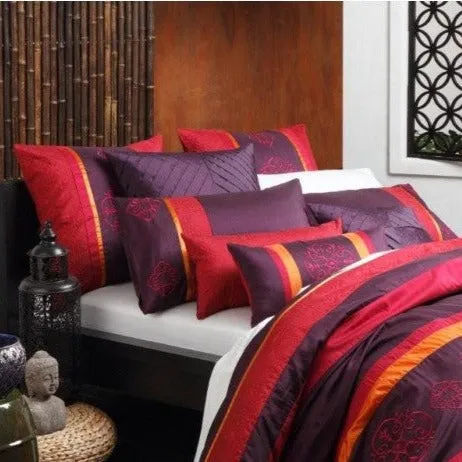 Indie Spice Pillowcase Pair by Logan and Mason Platinum