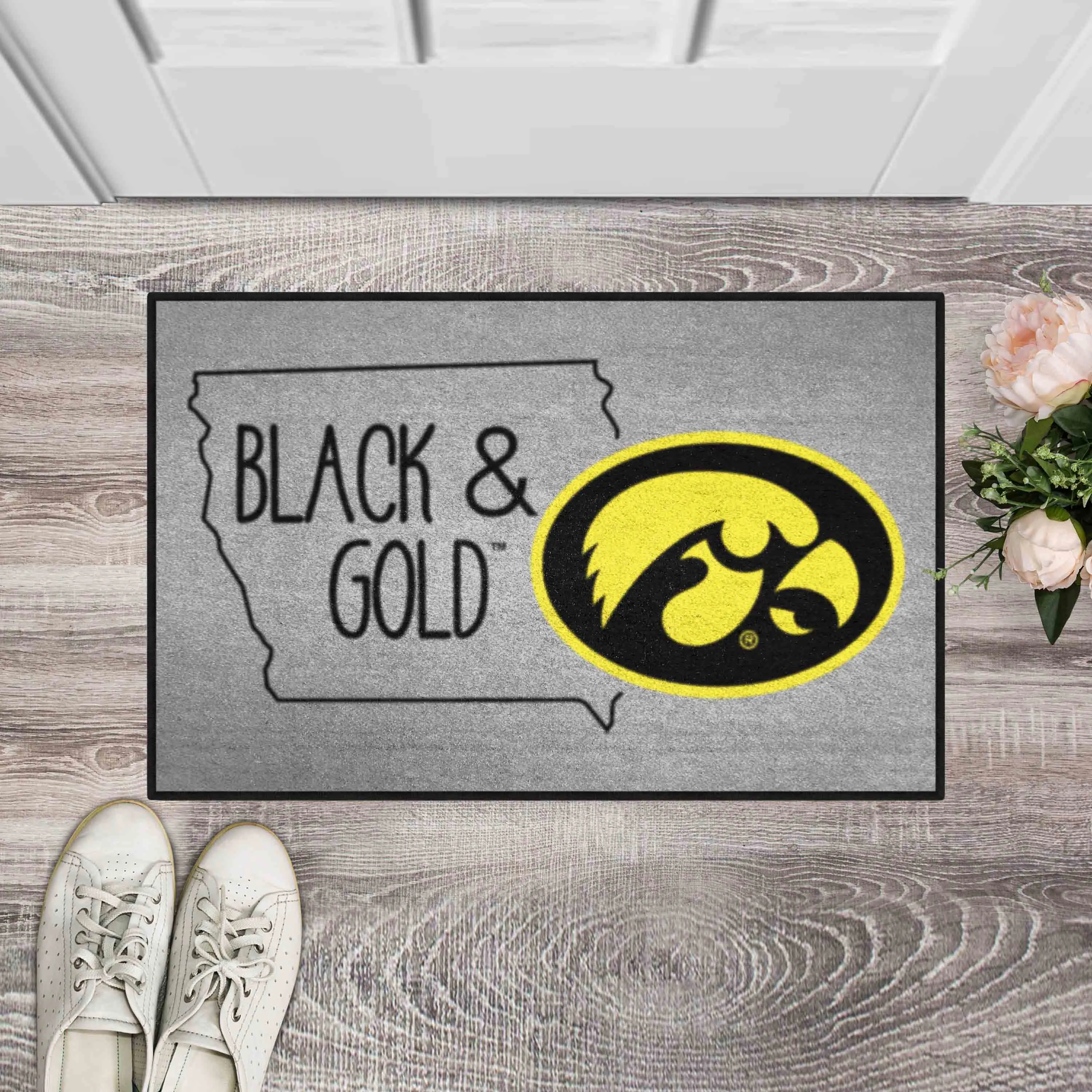 Iowa Hawkeyes Southern Style Starter Mat Accent Rug - 19in. x 30in.