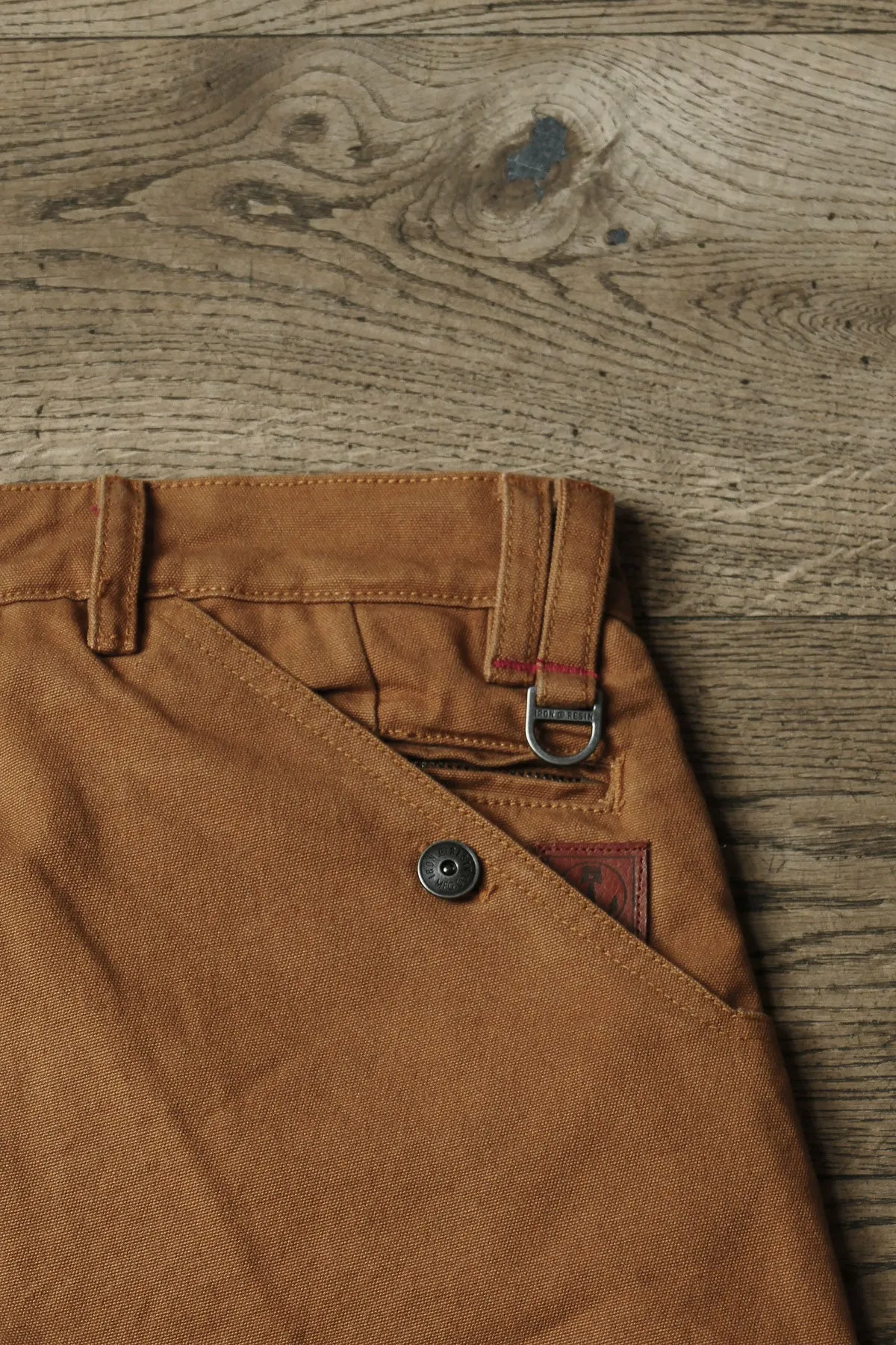 Iron And Resin - Nomad Utility Canvas Shorts in Cognac