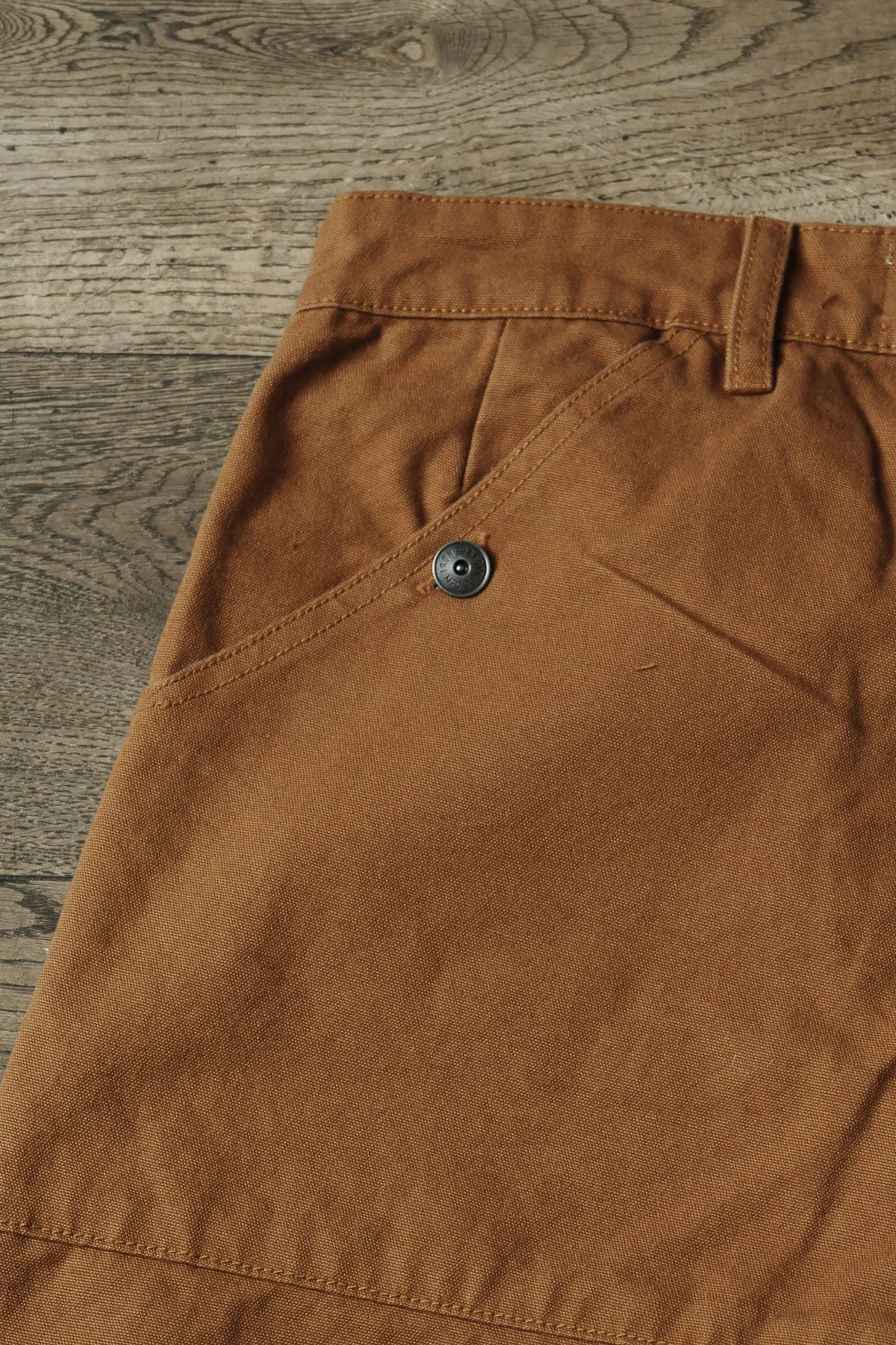 Iron And Resin - Nomad Utility Canvas Shorts in Cognac