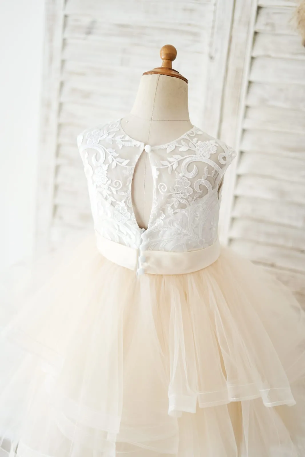 Ivory Lace Champagne Tulle Short Knee Length Wedding Flower Girl Dress