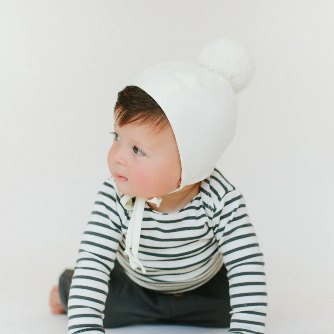 Ivory Pom Bonnet Cotton-Lined