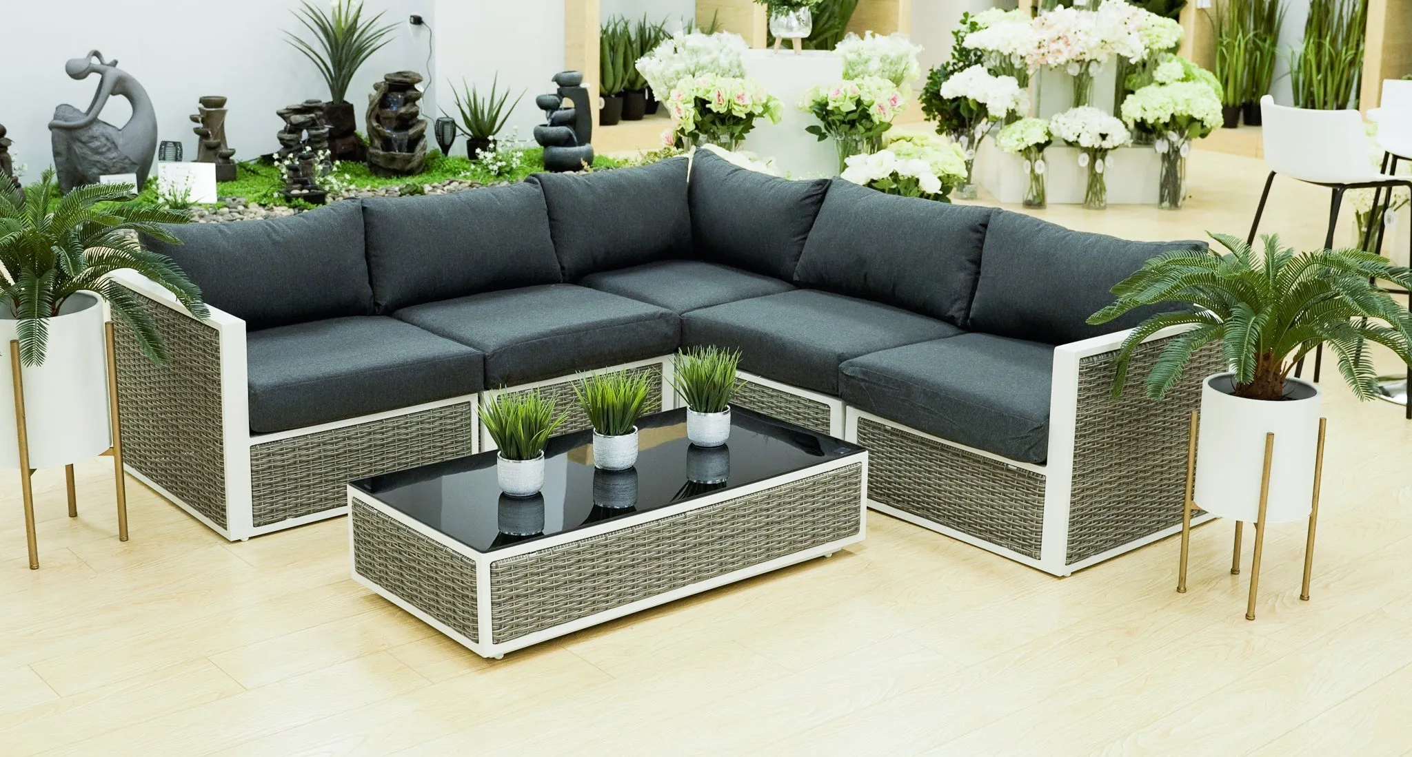 Jada Sectional Aluminium Outdoor Sofa Set