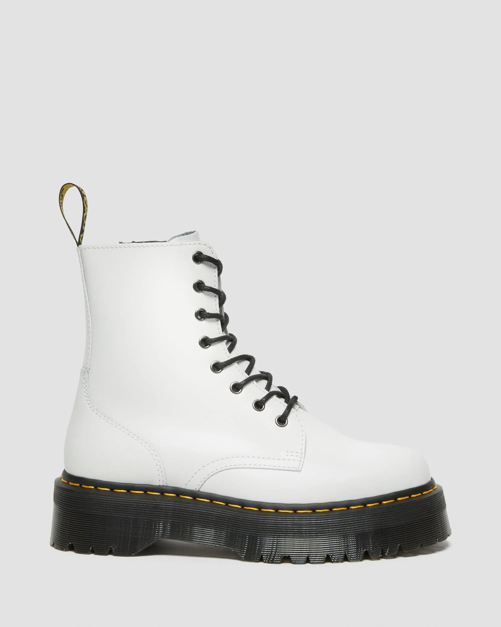 Jadon platform boots in smooth leather Dr. Martens